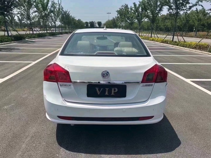 徐州16年别克凯越8