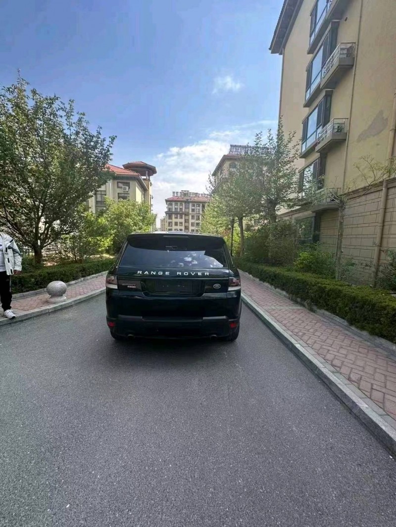 枣庄15年路虎揽胜运动9