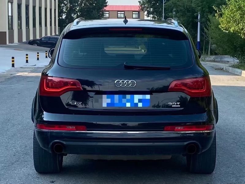 撫順12年奧迪Q74