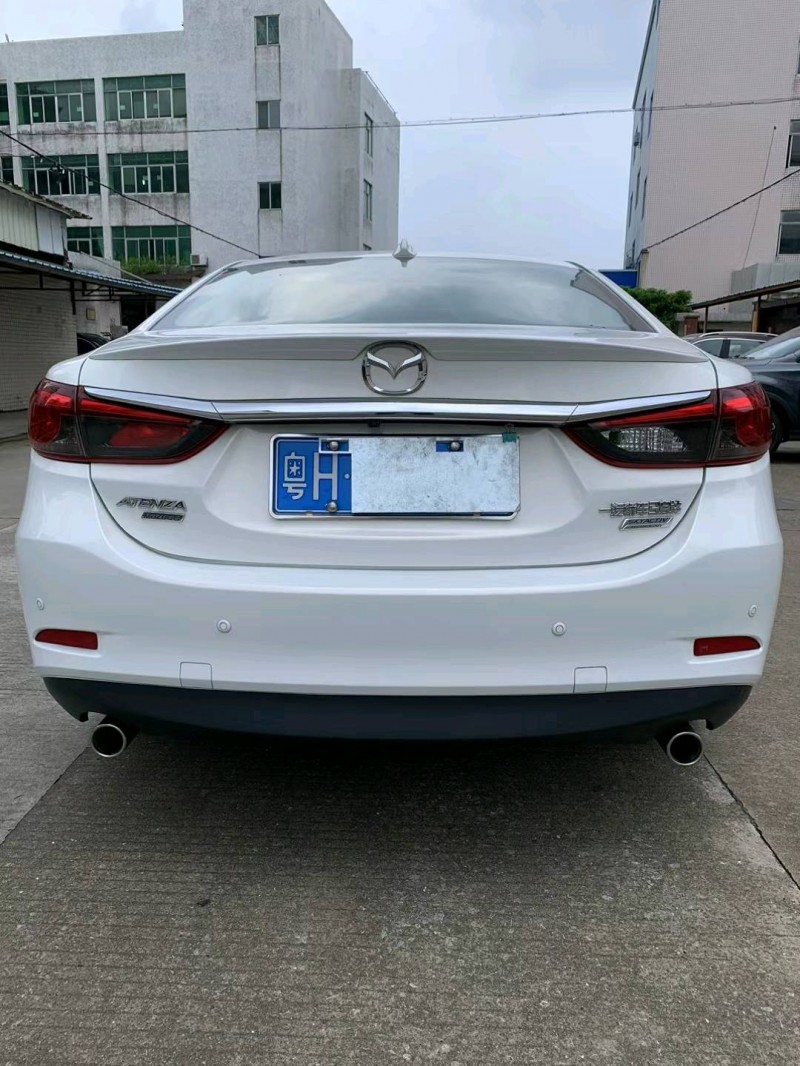 中山17年马自达阿特兹9
