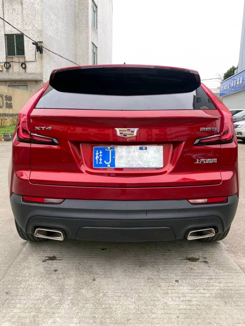 中山22年凯迪拉克XT49