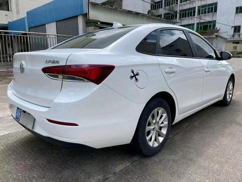 中山18年别克英朗4