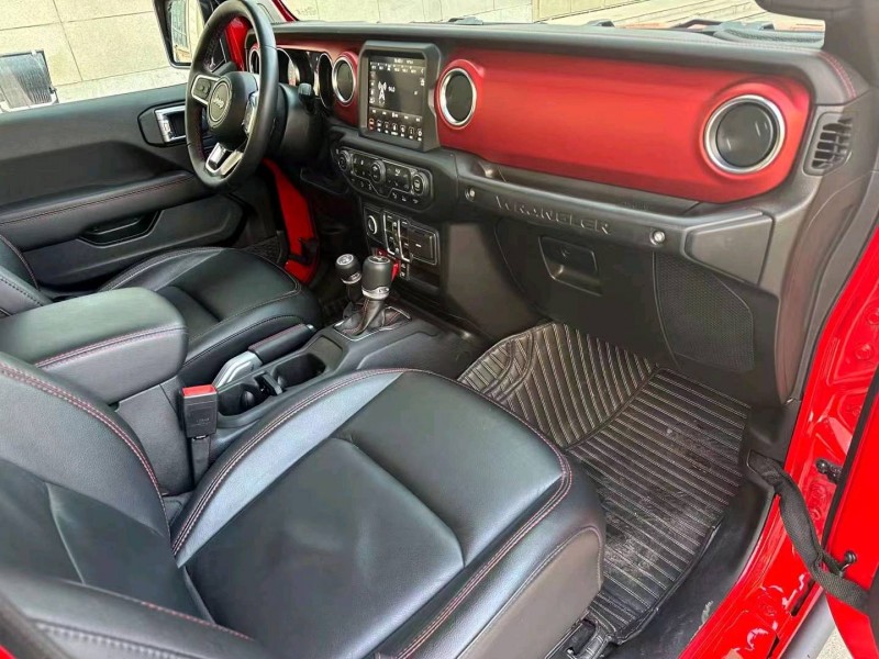 邯郸22年Jeep牧马人8