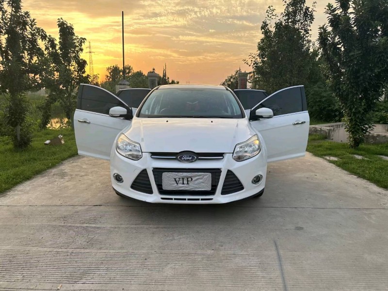 徐州15年福特福克斯8