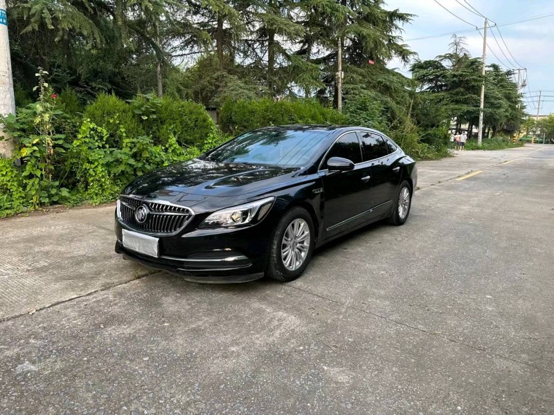 徐州16年别克君越2