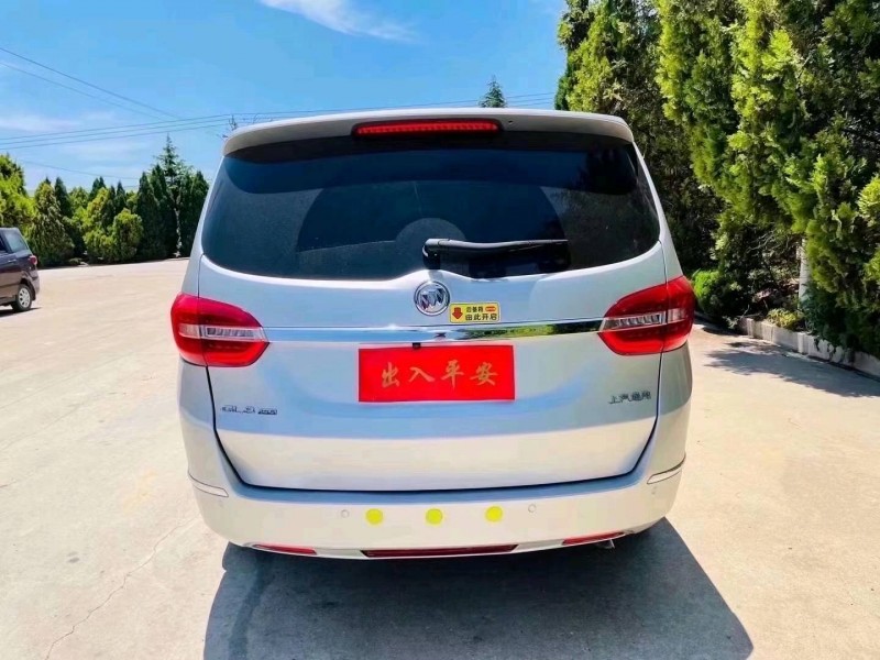 枣庄17年别克GL86