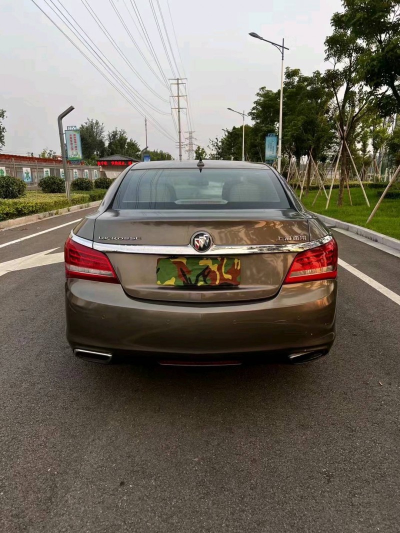 徐州16年别克君越9