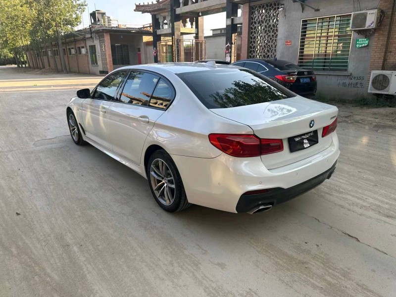 保定19年宝马5系8