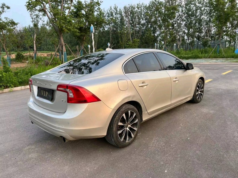 徐州18年沃尔沃S60L4