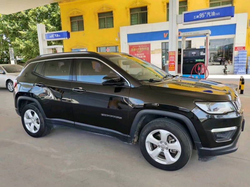 保定17年Jeep指南者3