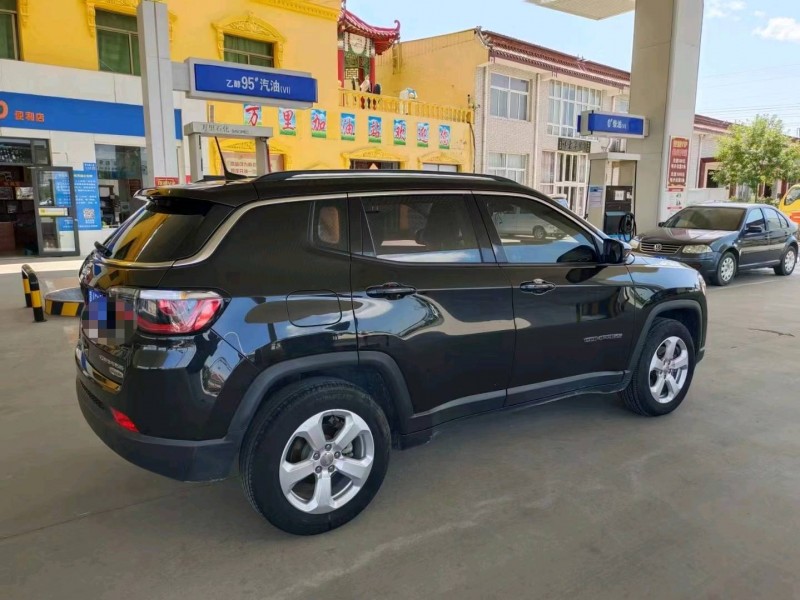 保定17年Jeep指南者4