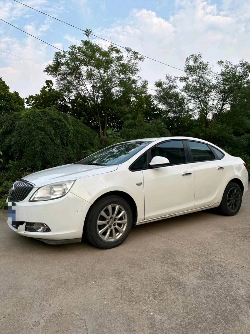 淄博12年别克英朗3