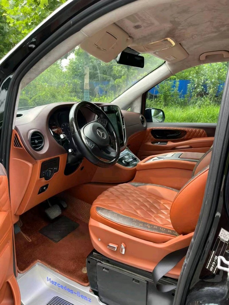 徐州19年奔驰威霆6