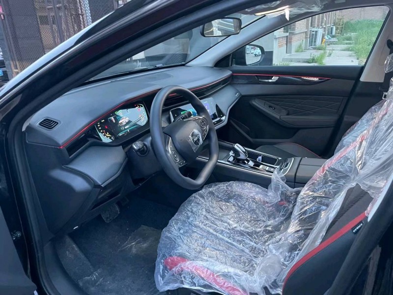 保定23年东风奕炫6