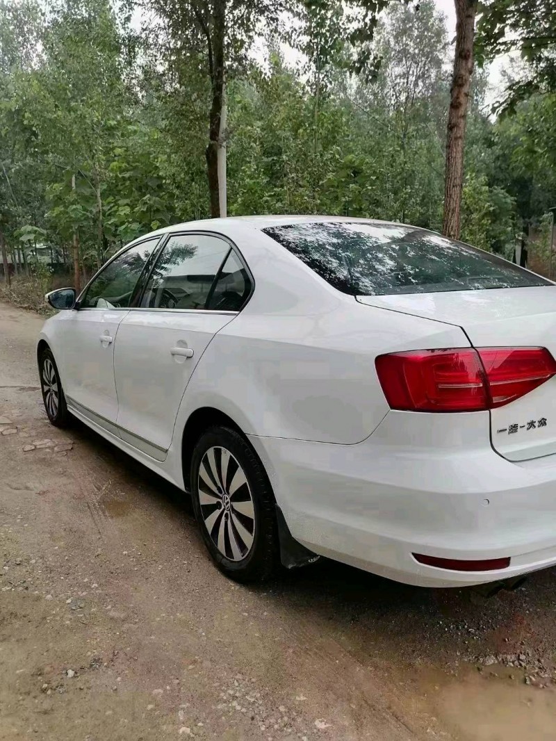 济南16年大众速腾6