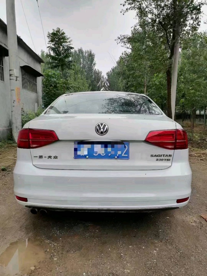 济南16年大众速腾9