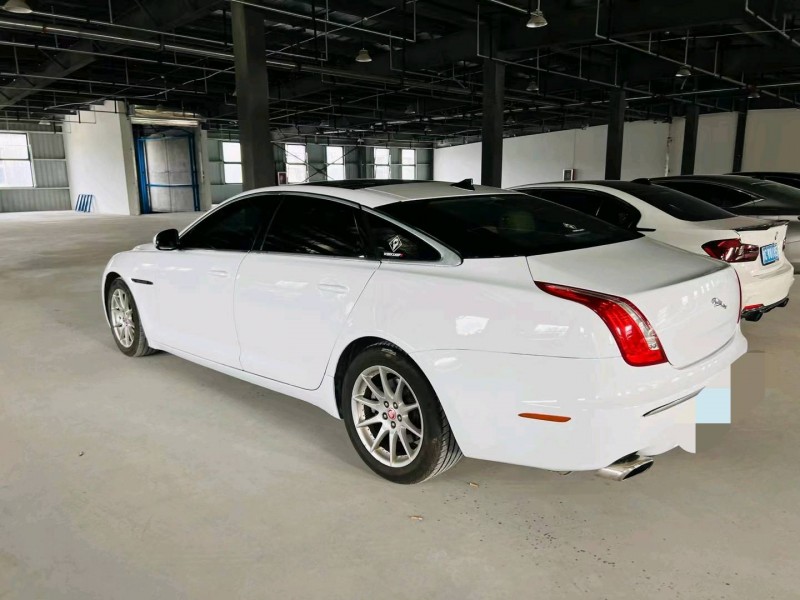 聊城13年捷豹XJL7