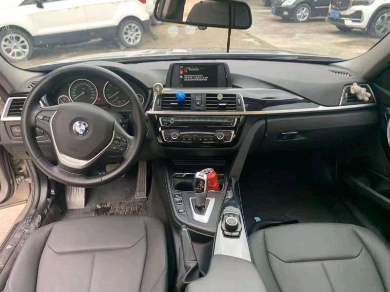 韶關17年寶馬3系4