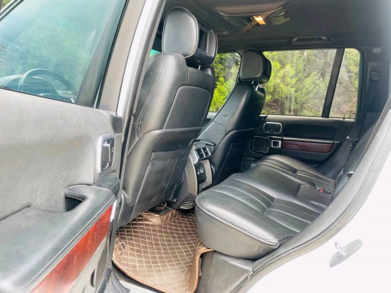 烟台12年路虎揽胜行政4