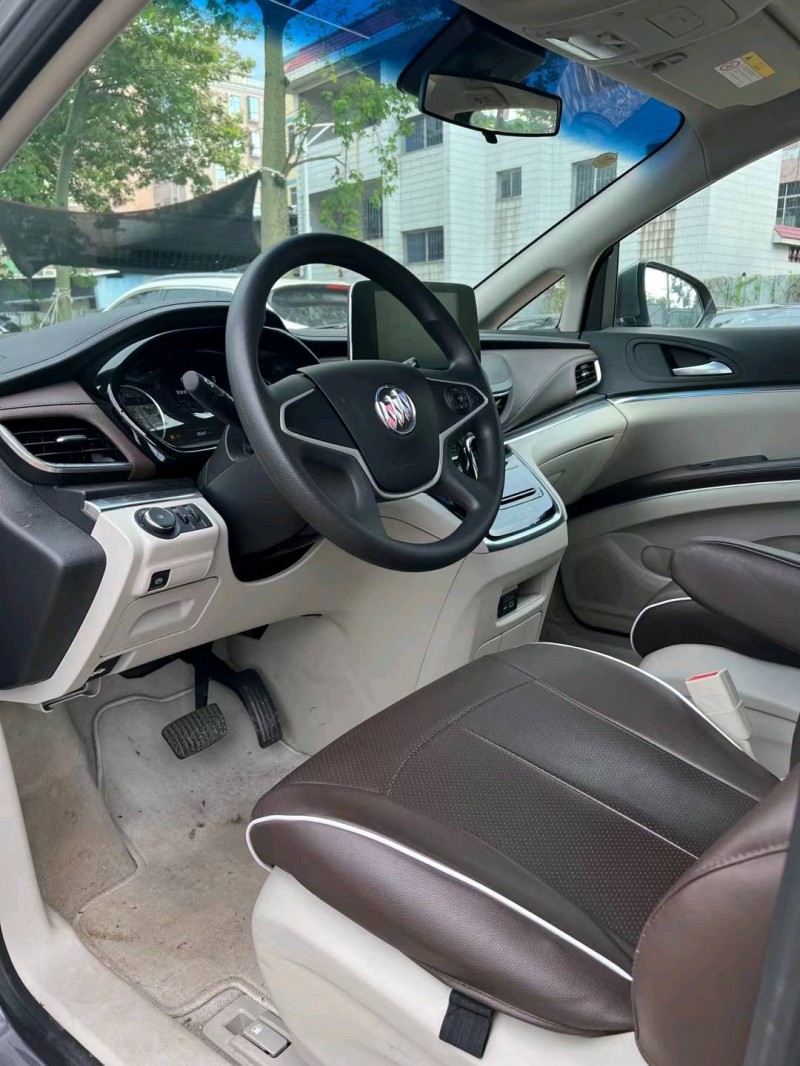 广州21年别克GL84