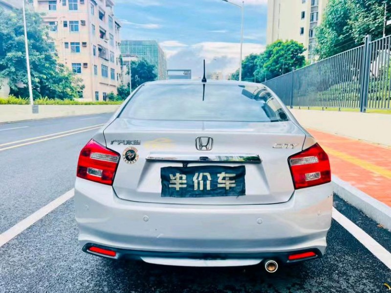 东莞12年本田锋范9