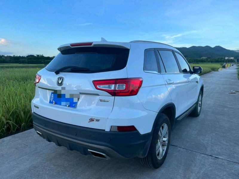 深圳18年長安汽車CS759