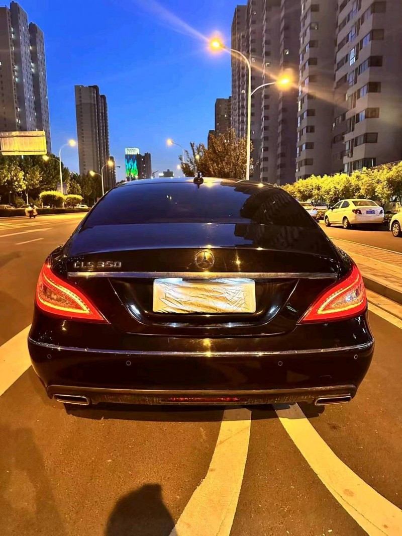 邯郸14年奔驰CLS7