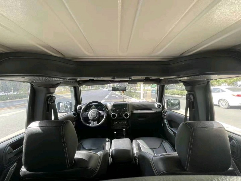 邯郸18年Jeep牧马人9