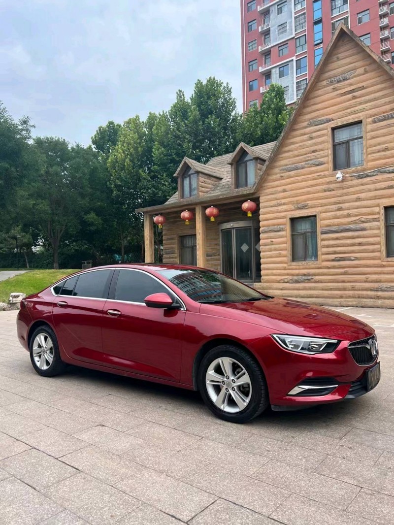 邢台19年别克君威3