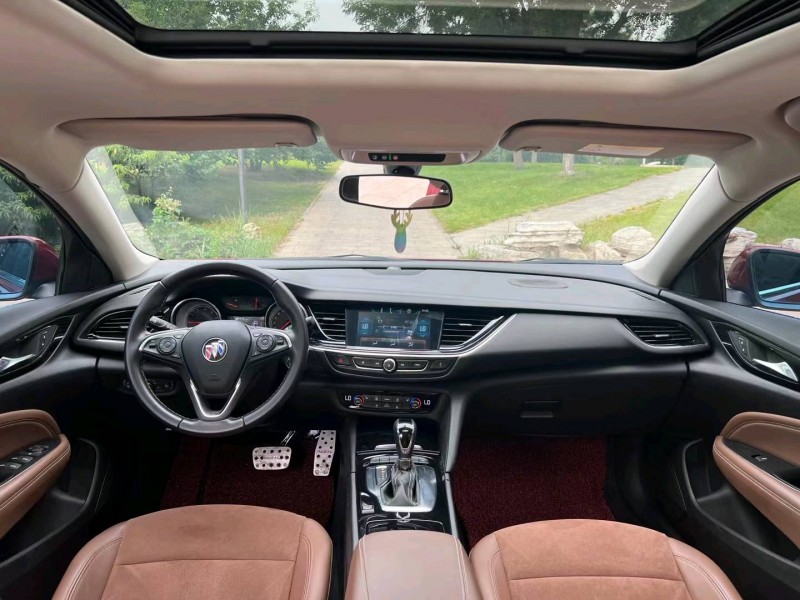 邢台19年别克君威5