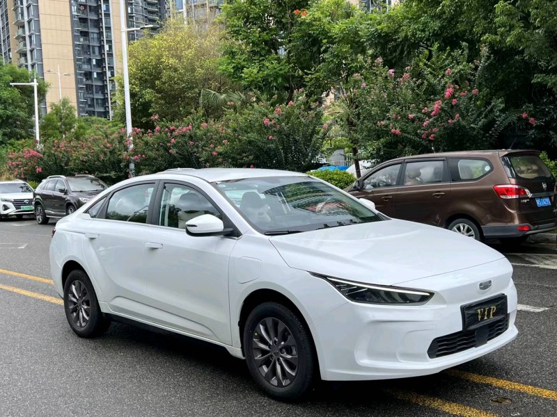 深圳23年吉利几何2