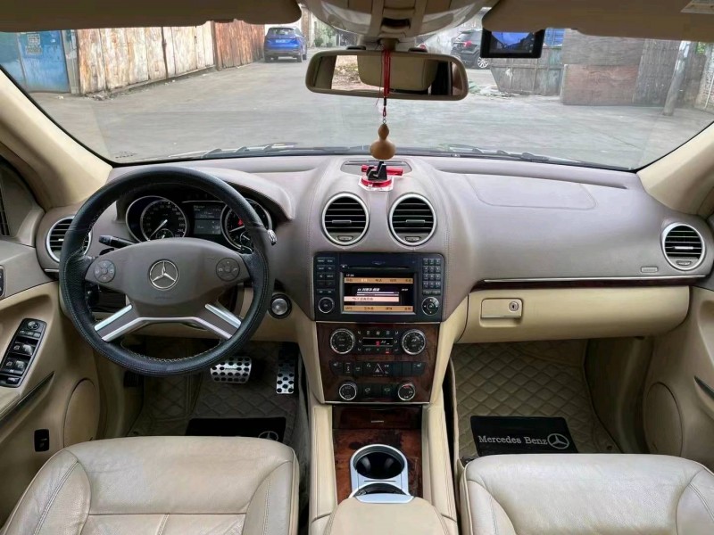 广州11年奔驰GL5