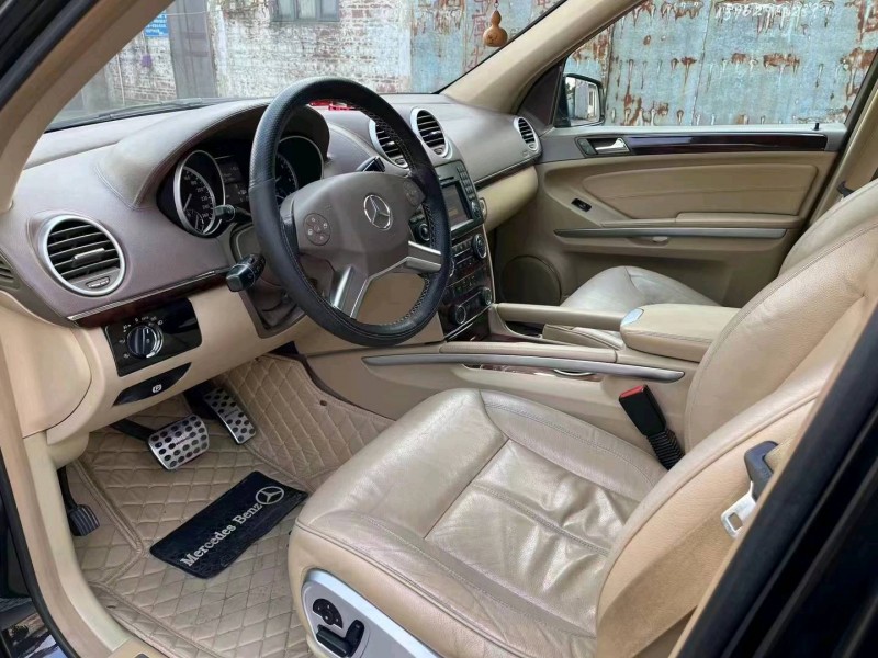 广州11年奔驰GL6