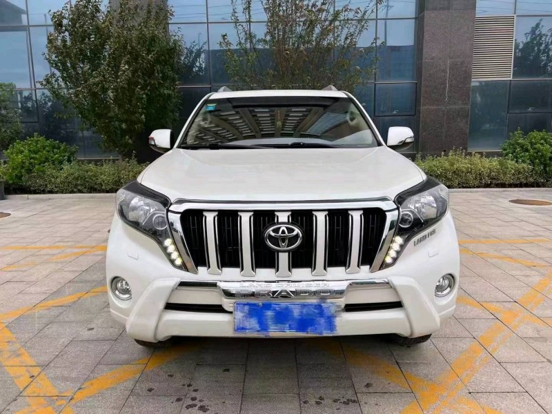 宜昌18年丰田普拉多1