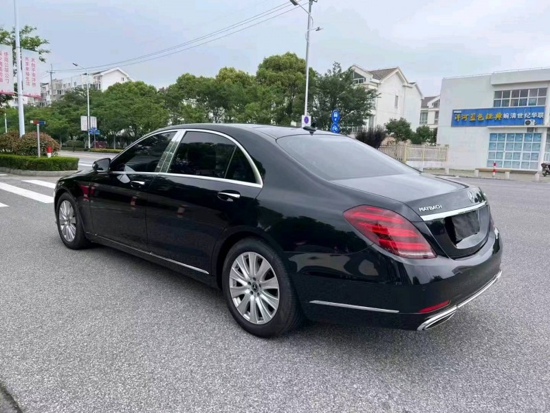 常州18年奔驰S6