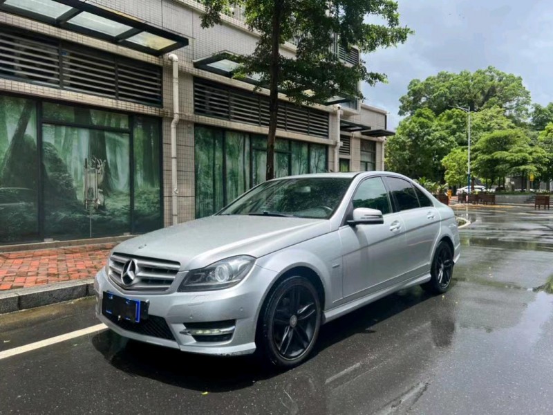 中山14年奔驰C2