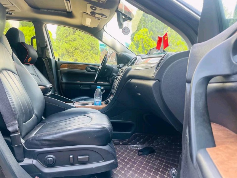 烟台12年别克昂科雷5