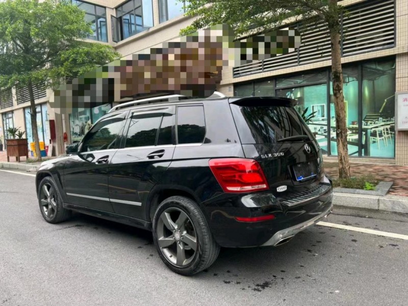 中山13年奔驰GLK4