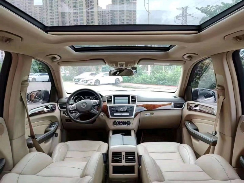 深圳15年奔驰ML6