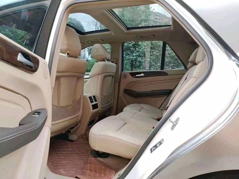 深圳15年奔驰ML8