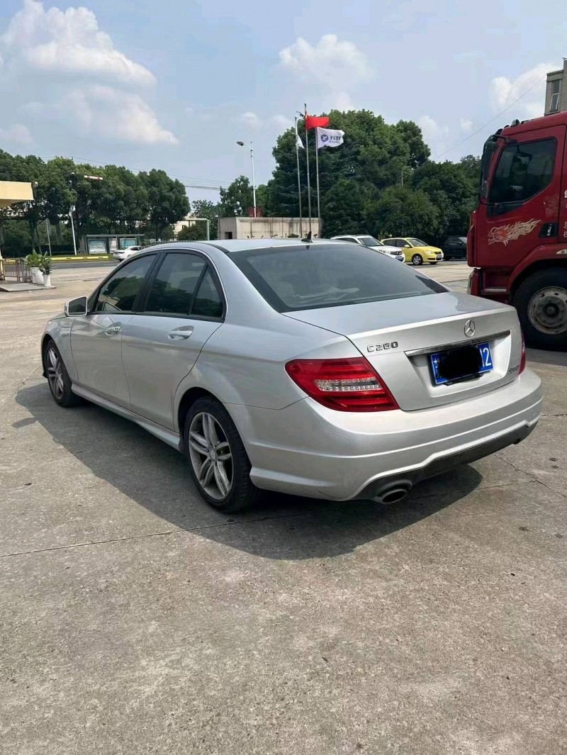 徐州14年奔驰C8