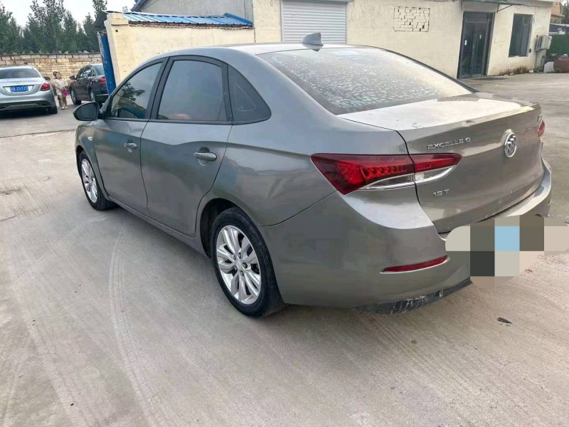 东营19年别克英朗5