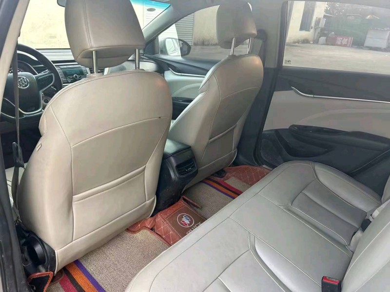 东营19年别克英朗7