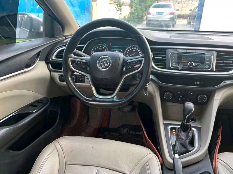 东营19年别克英朗9