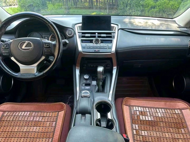 枣庄15年雷克萨斯NX5