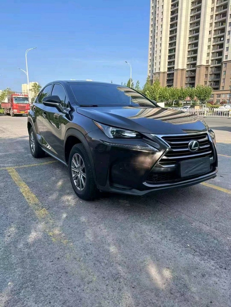 枣庄15年雷克萨斯NX8