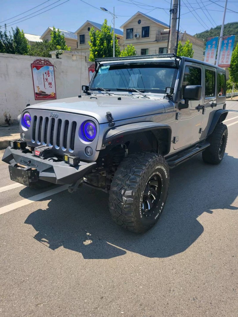 洛陽16年Jeep牧馬人2