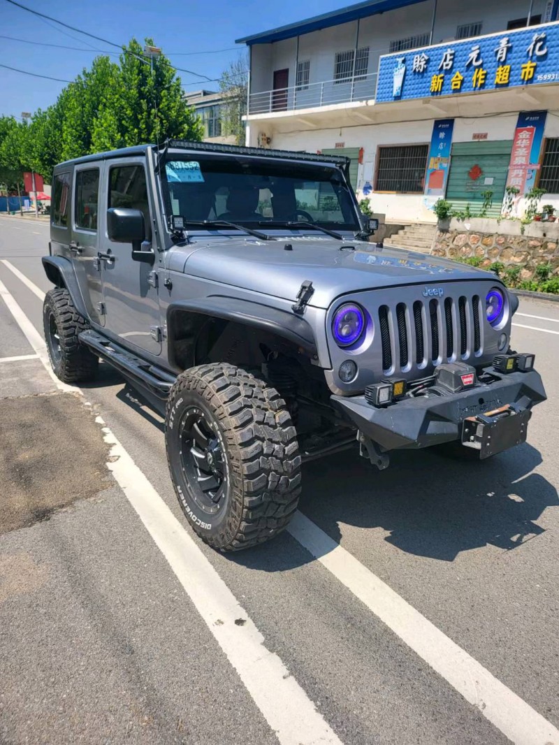 洛陽16年Jeep牧馬人4