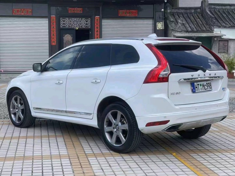 珠海15年沃尔沃XC602