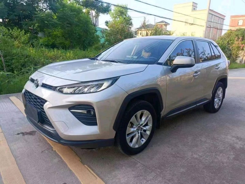 珠海22年丰田威兰达3